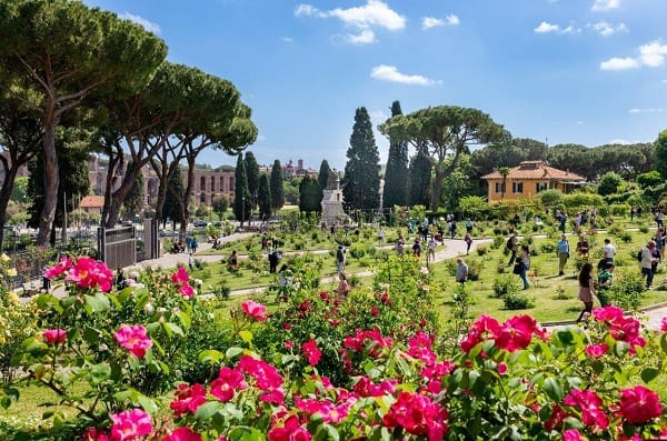 Il roseto comunale di Roma